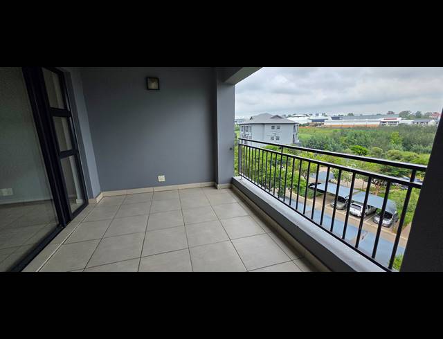1 BEDROOM APARTMENT FOR SALE IN MODDERFONTEIN
